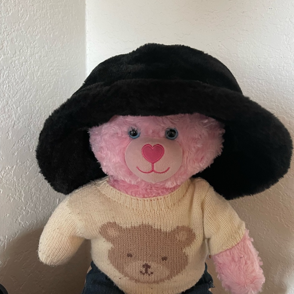 Apana Black Women's Hat